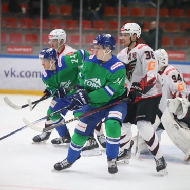 Торос - Омские Крылья