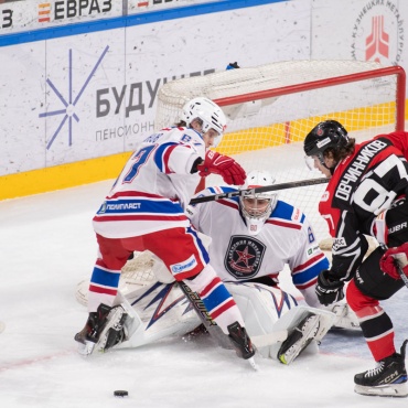 Металлург - АКМ