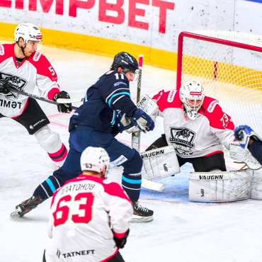 ХК Норильск - Нефтяник