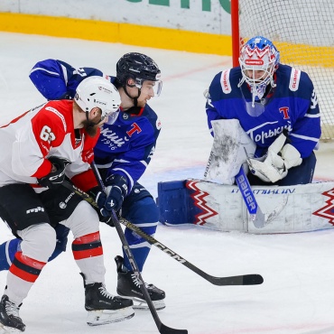 Торпедо-Горький - Нефтяник