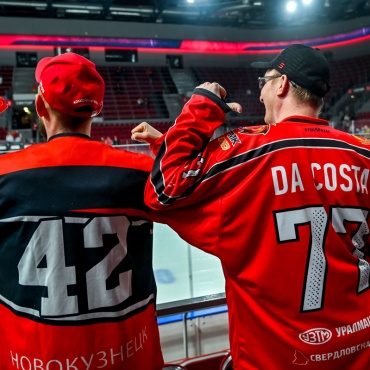 1/4 плей-офф: Металлург - Горняк-УГМК