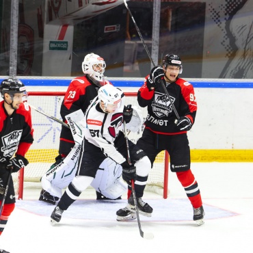 Нефтяник - Рубин