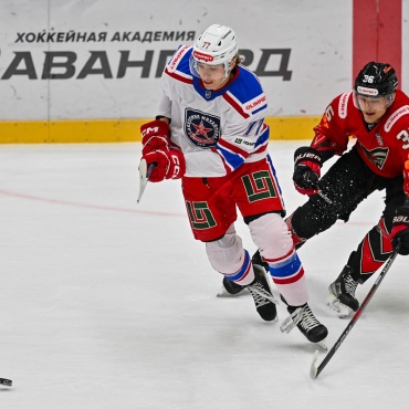 Омские Крылья - АКМ