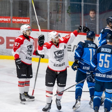 Динамо-Алтай - Нефтяник