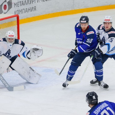 Торпедо-Горький - Динамо-Алтай