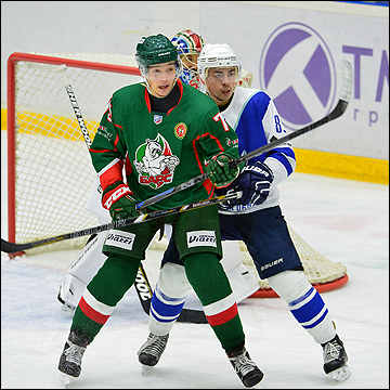 Артур Сарваров (справа)