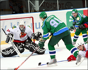 Сергей Костенко (слева) Сергей Костенко (слева)