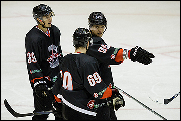 Александр Тридчиков (справа)