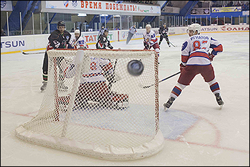 Нефтяник - Ижсталь