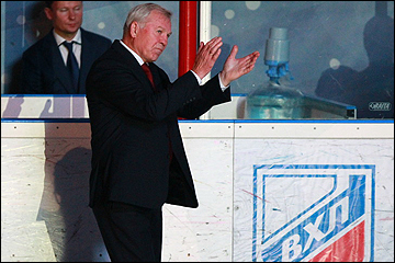 Борис Майоров на открытии Первенства ВХЛ