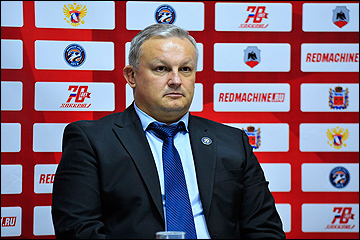 Евгений Зиновьев