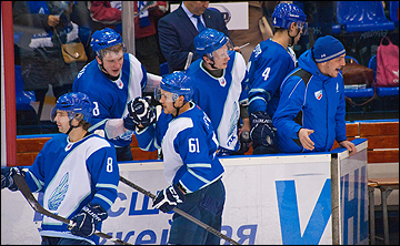 Александр Швецов и Денис Игнашин принимают поздравления