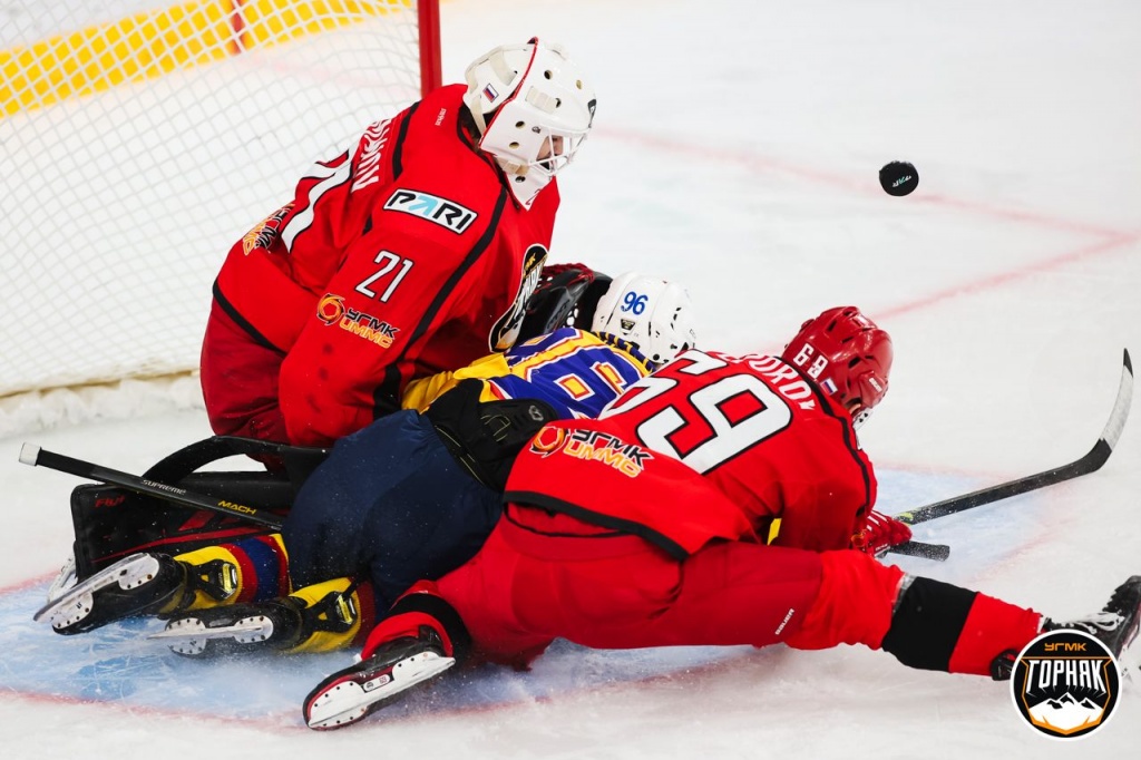 919_0037.jpg 919_0037.jpg