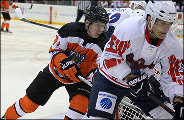 Валерий Горшков (слева)