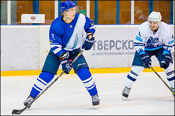 Дмитрий Кириллов (слева)