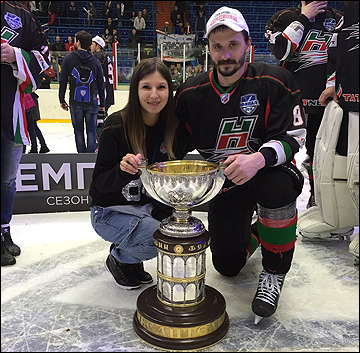 Сергей Парфирьев с женой и "Братиной"