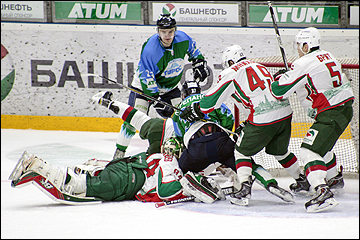 3 ноября 2015. "Торос" - "Барс"